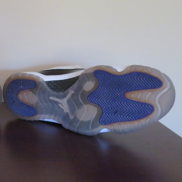 Air Jordan 11 Retro Concord 2011 Size 10 VNDS - Picture 6 of 7